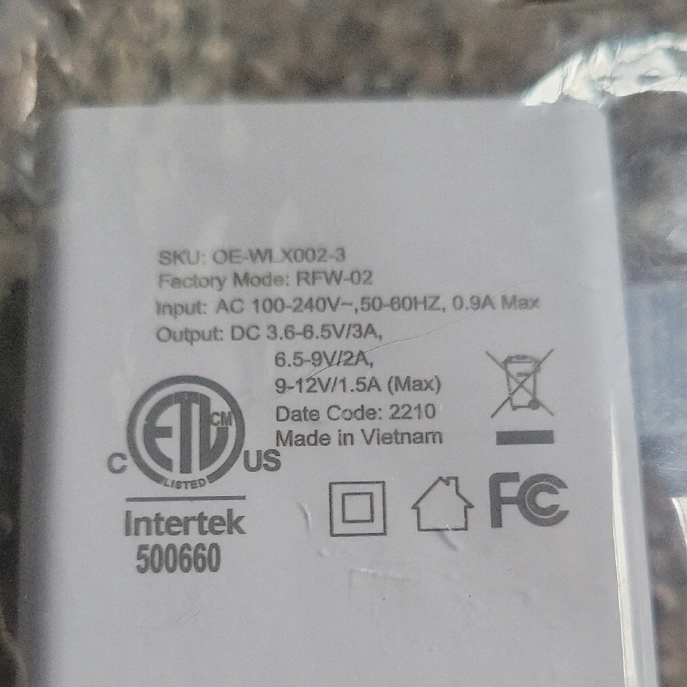 White USB Wall Charger and Cable